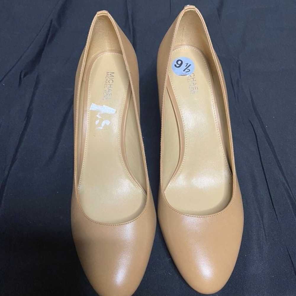 Michael Kors Nude Pumps Gem