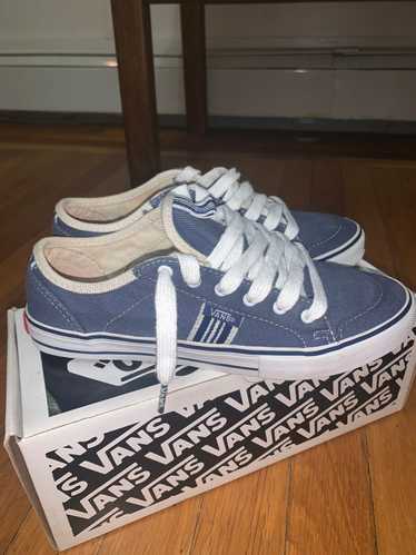 Vans VANS Wellesley Low blue navy white. rare. OG 