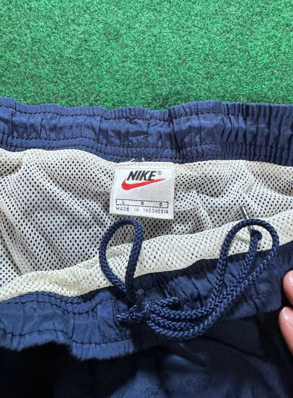 Nike × Vintage Vintage 90s Nike Mens Large Shorts… - image 3