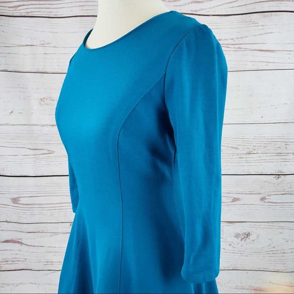 WHBM blue fit and flare knit 3/4 sleeve dress Siz… - image 8