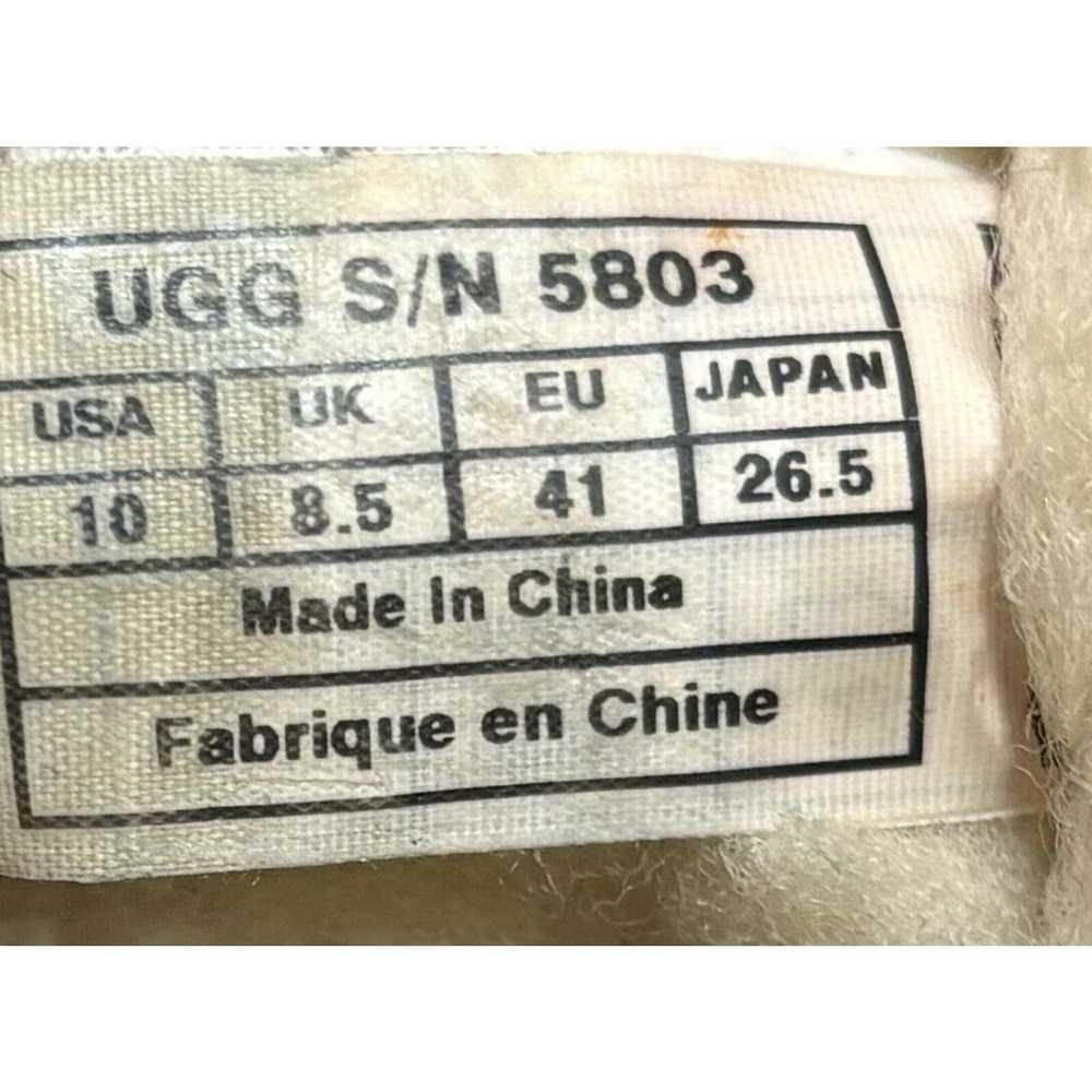 Ugg UGG Bailey Button Size 10 Sheepskin Boots 5803 - image 8