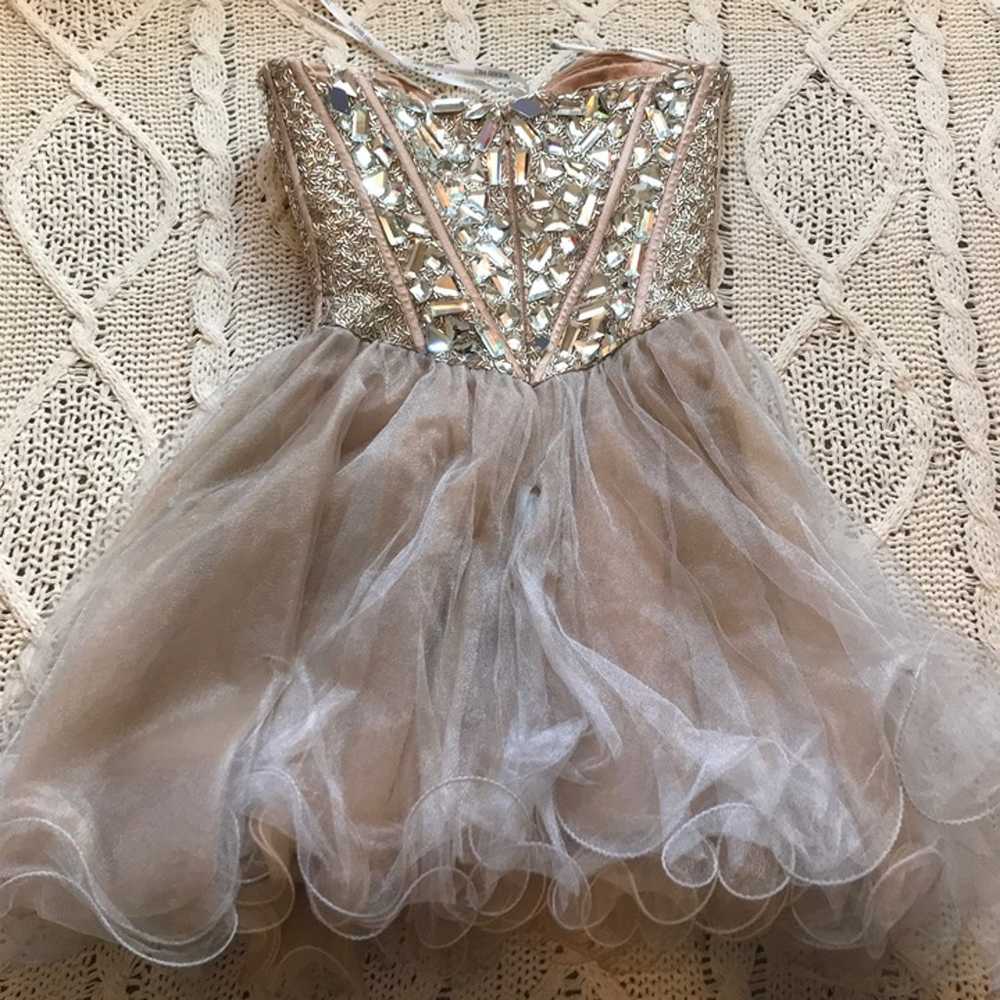 Sherri hill blush mini dress with tulle and embel… - image 2