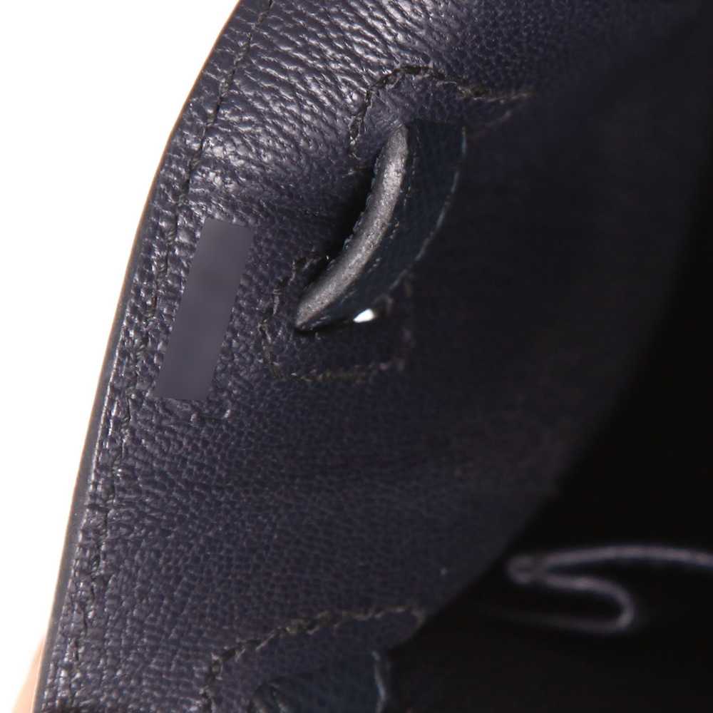 Hermès Kelly 28 cm handbag in dark blue epsom lea… - image 5