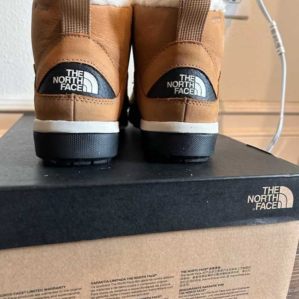 north face snow boots - image 2