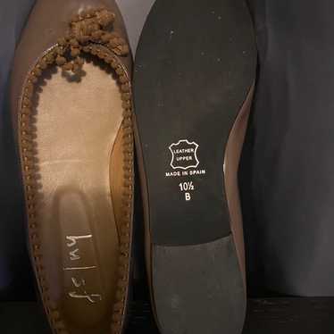 womens flats - image 1