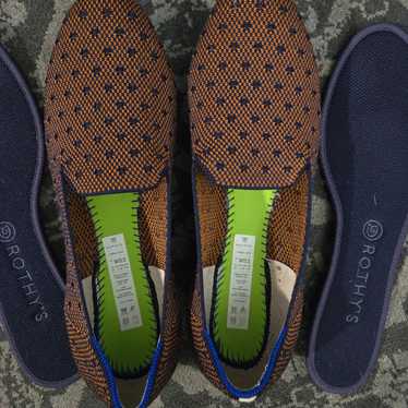 Rothy's sienna dot loafer