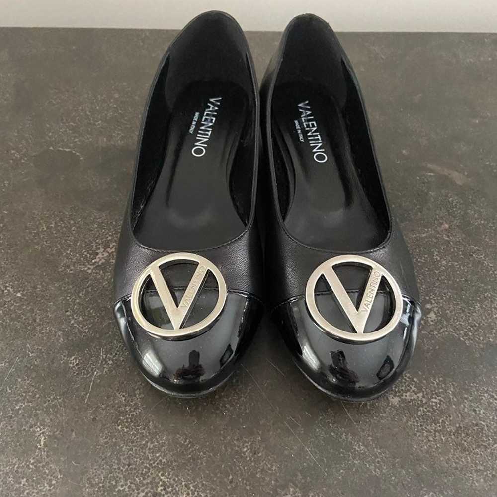 Valentino V logo black flats - image 3