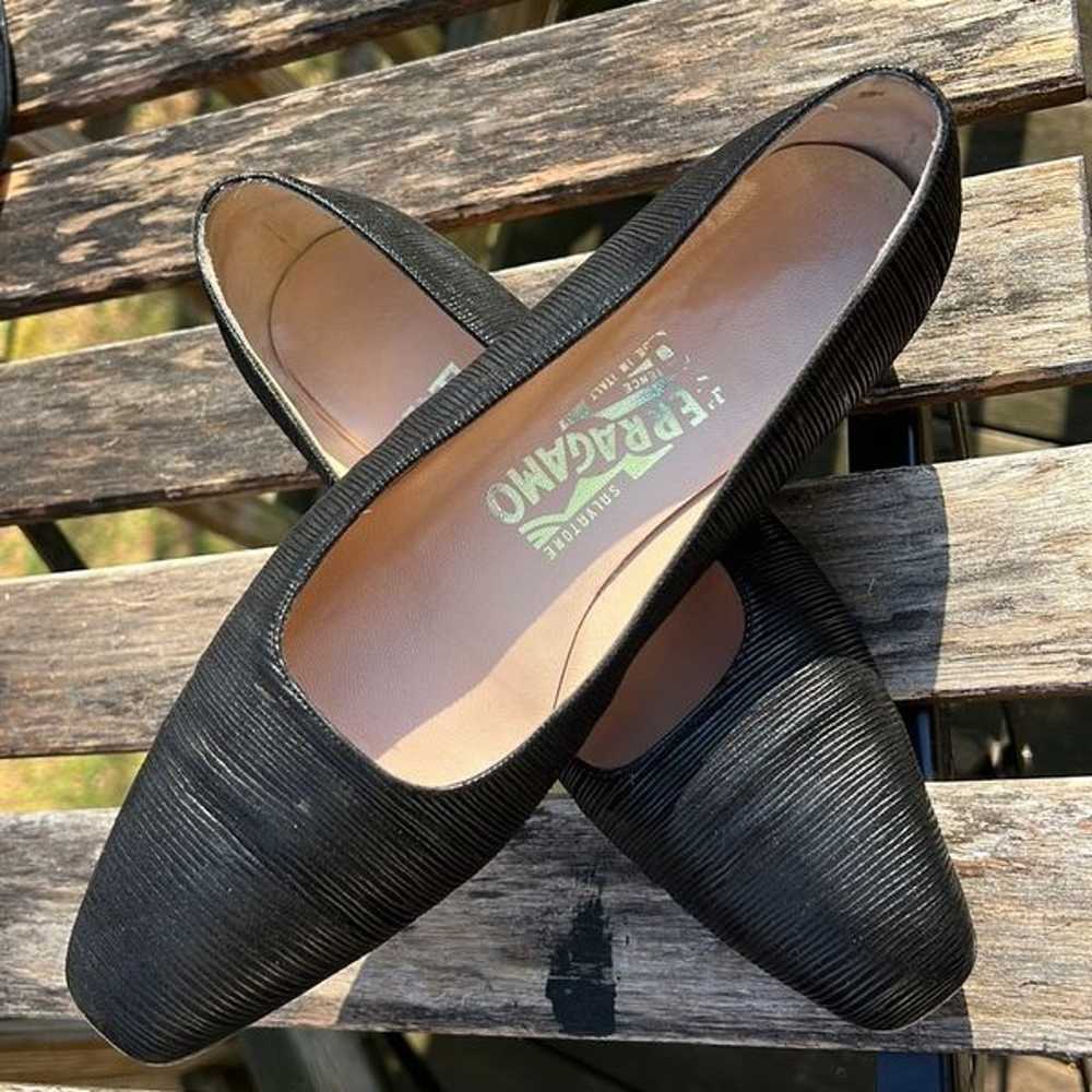 Ferragamo black leather loafer slip on flat class… - image 2