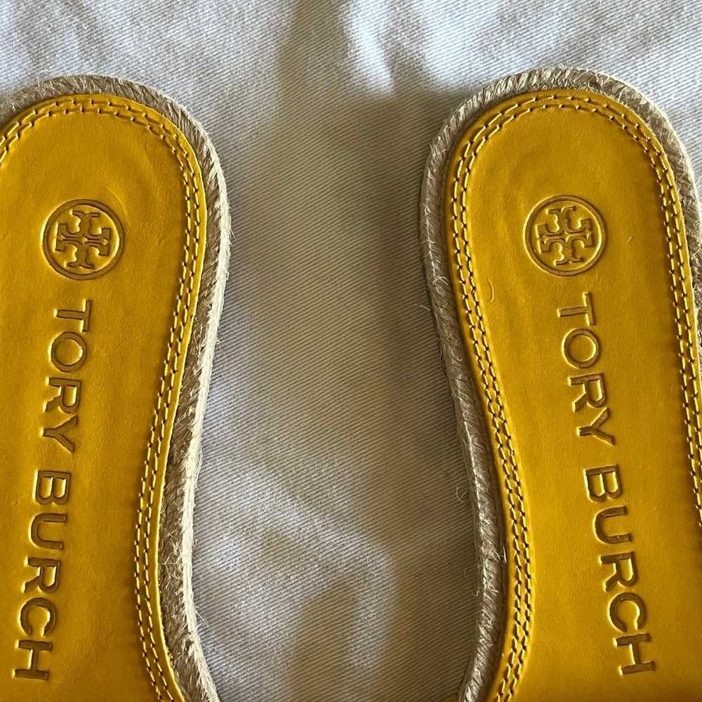 Tory Burch T Monogram Flat Slide NWOB SZ 5.5 - image 3