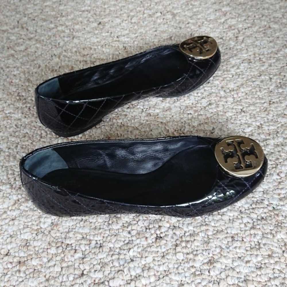 Tory Burch Quinn Quilted Patent black Ballerina F… - image 4