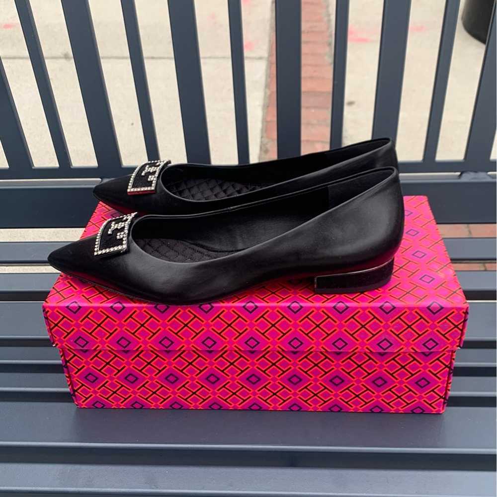 Tory Burch Flats Gigi black 8.5 NIB - image 4