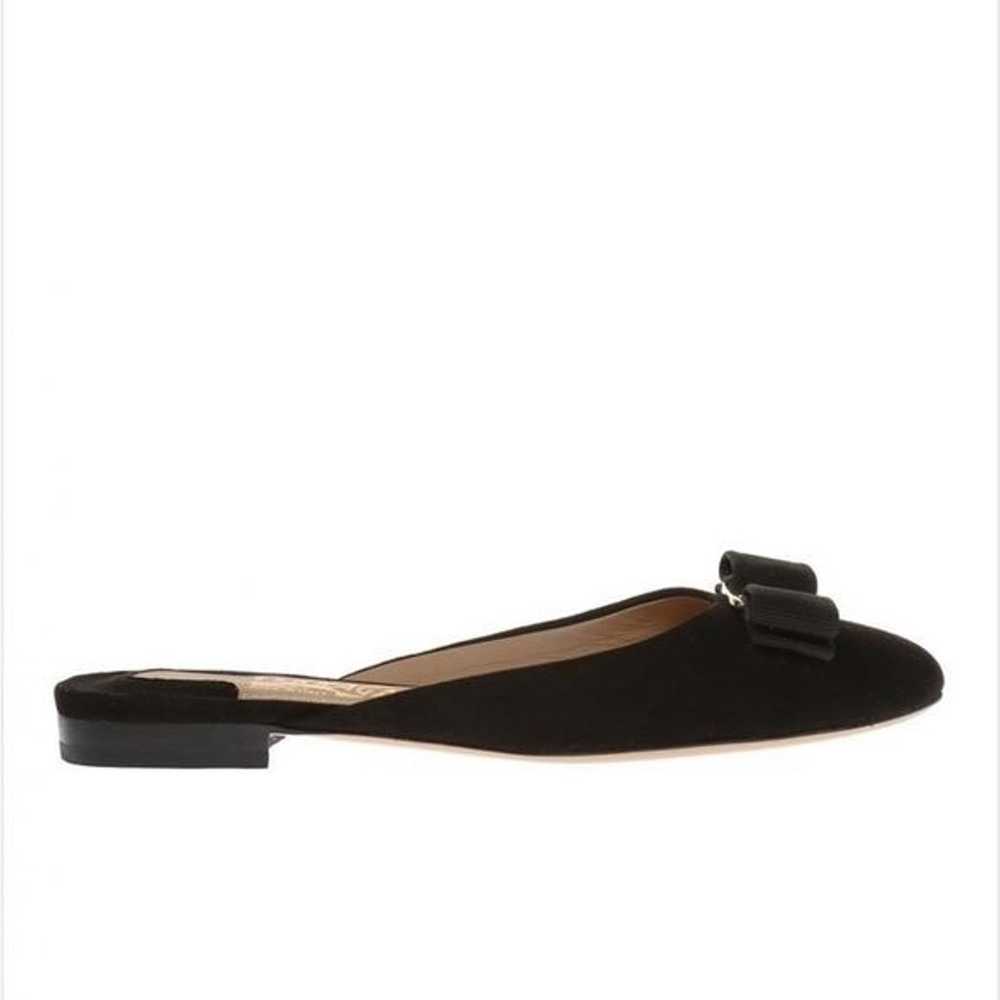 Salvatore Ferragamo Black 'Emile' bow suede mules… - image 10