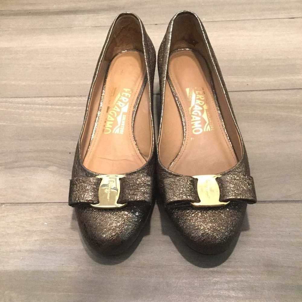 Salvatore Ferragamo Vara Bow Gold Bronze Glitter … - image 3