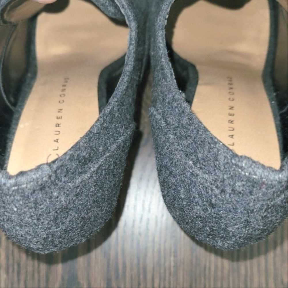 Camila Grey Wool Peep-Toe Lace-Up Shootie Sz 9M G… - image 7