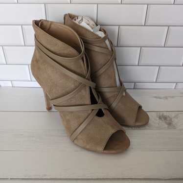 Journee Collection heels