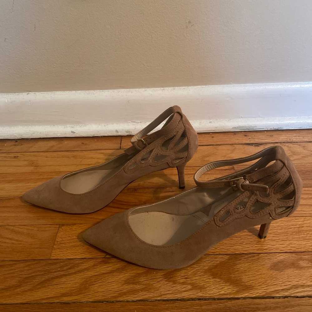 Adrienne Vittadini Suede Heels - image 2