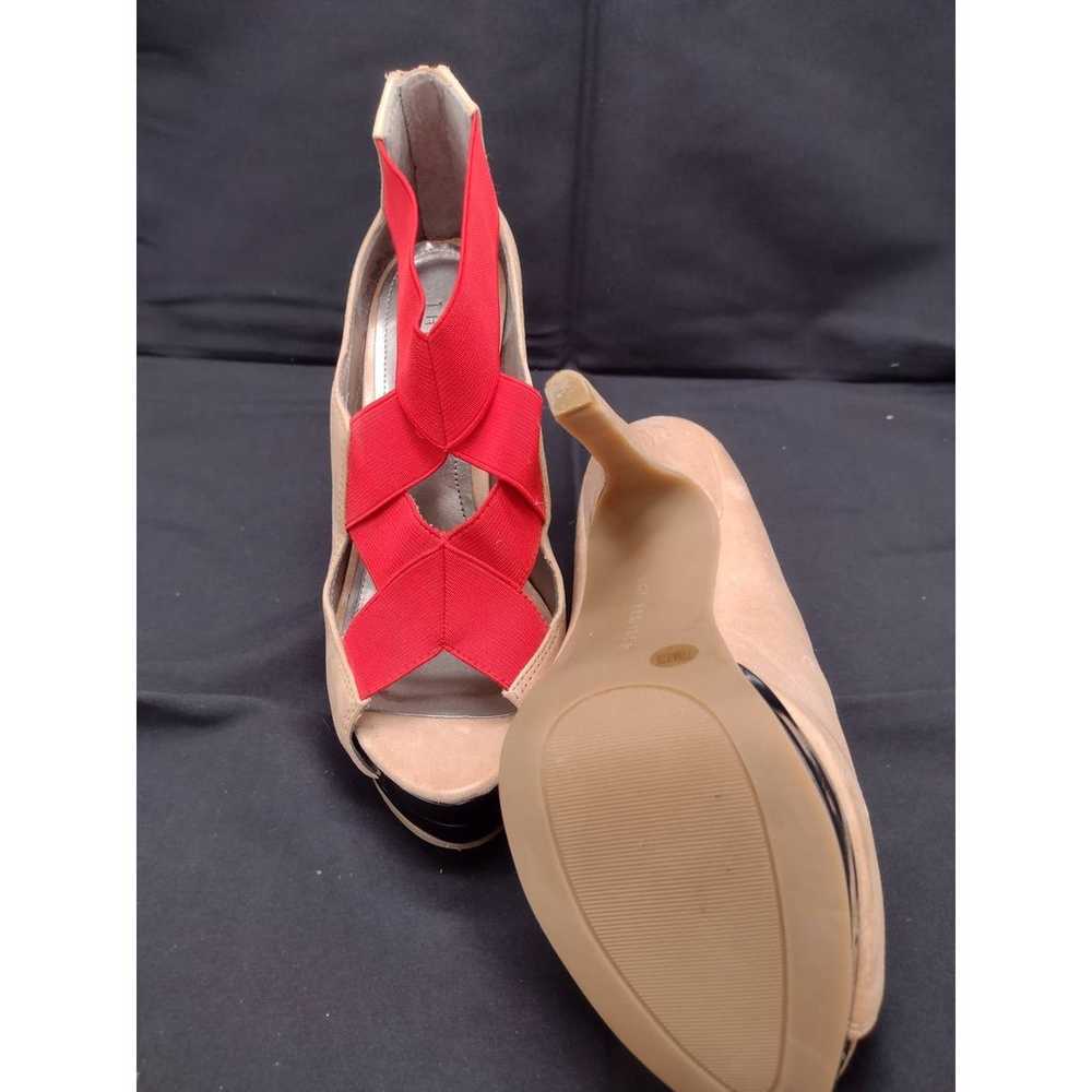 The Limited size 7 1/2 Platform sandals 5"heels R… - image 7