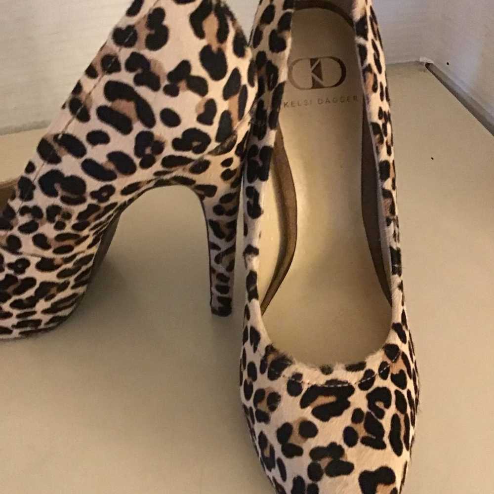 Kelsi Dagger women animal print platform pump hee… - image 3