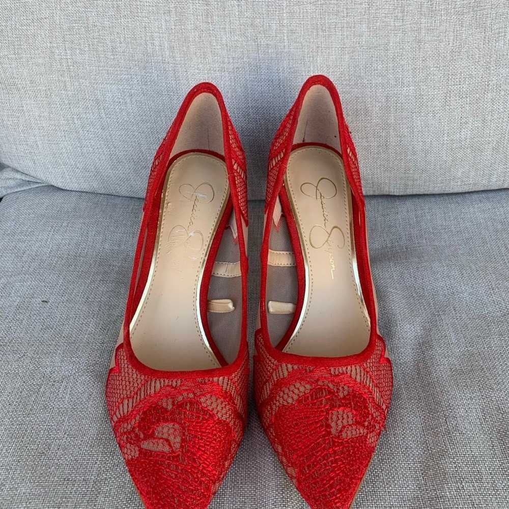 Jessica Simpson Red Pumps Embroidered Size 7 - image 3