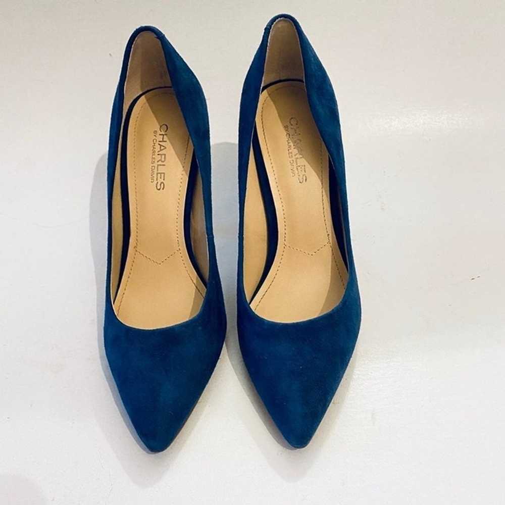 CHARLES by Charles David sz 7 navy Pumps suede he… - image 2