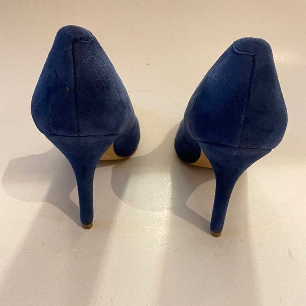 CHARLES by Charles David sz 7 navy Pumps suede he… - image 4