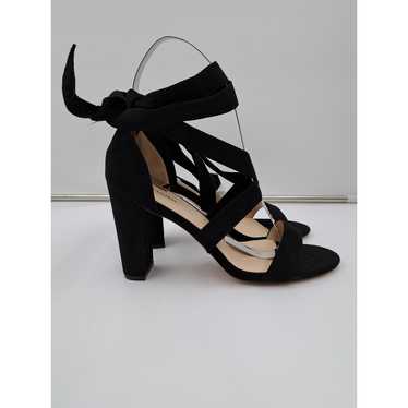 NWOB Carcuume Black Suede 4.5" Chunky high heel an