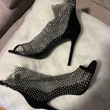 heels size 8 - image 1