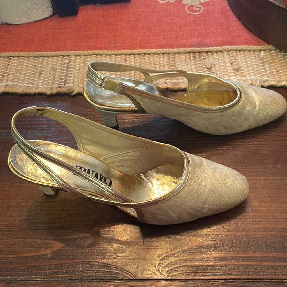 Vintage gold pumps - image 4