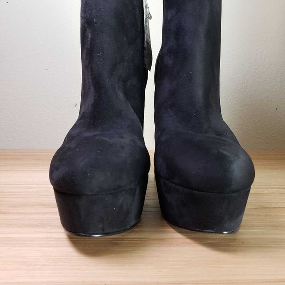 Guess Women's Size 9.5 Faux Suede Platform Heeled… - image 3