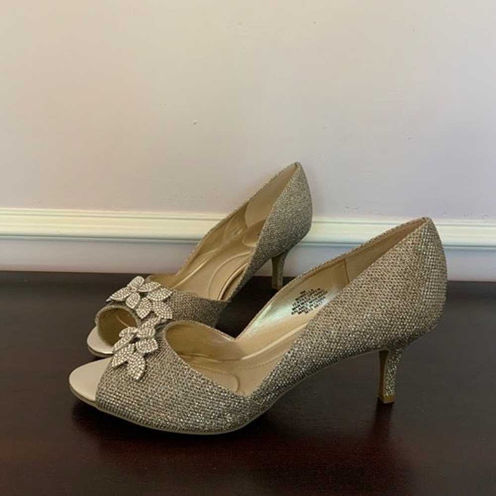 Gold sparkly shoes size 9M - image 4