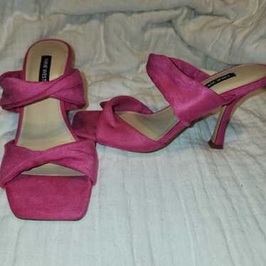 Hot pink Nine West heels