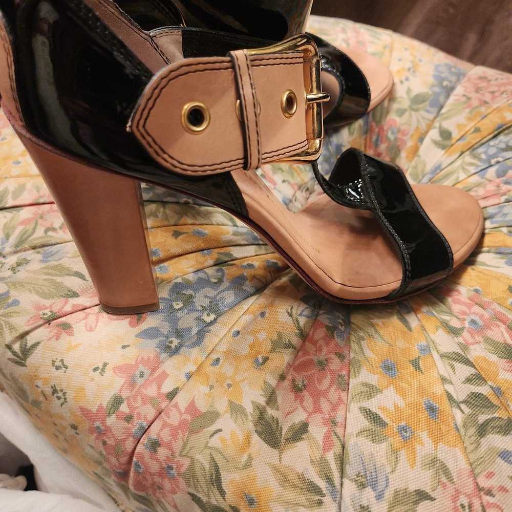heels size 8 - image 1
