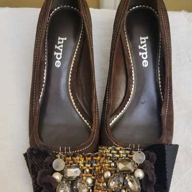 Hype "Sarafina" Brown Suede Pumps With Rhinestone… - image 1