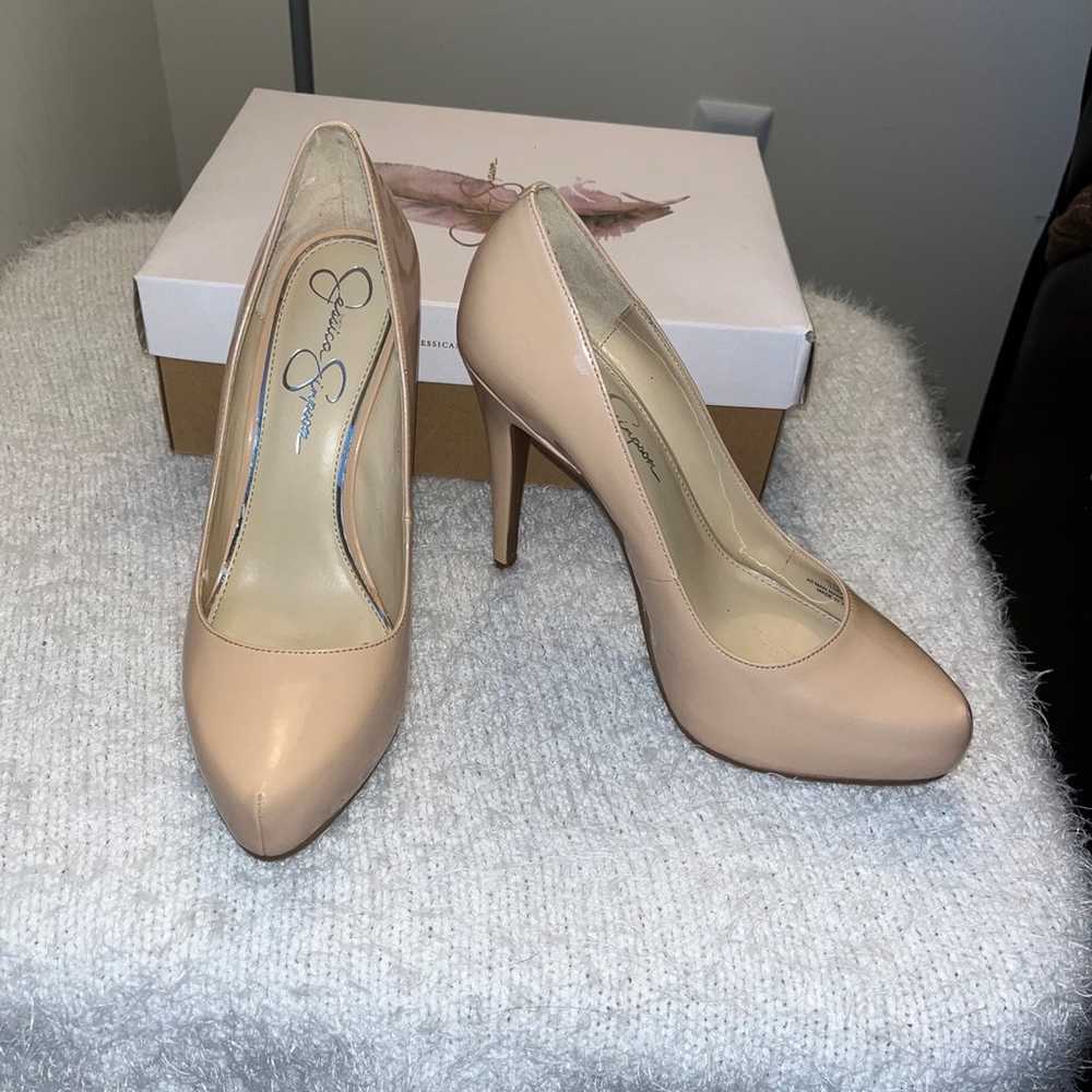 Jessica Simpson high heel pumps - image 2