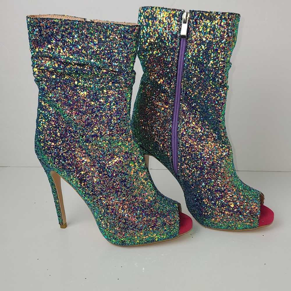 NWOT Glitter MID Calf Peep Toe Heel Boots - image 3