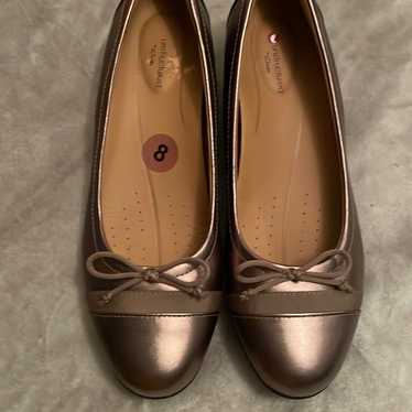 Clarks Ladies Leather Flats - Size 8