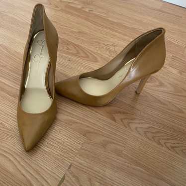 Jessica Simpson Cambredge Pumps