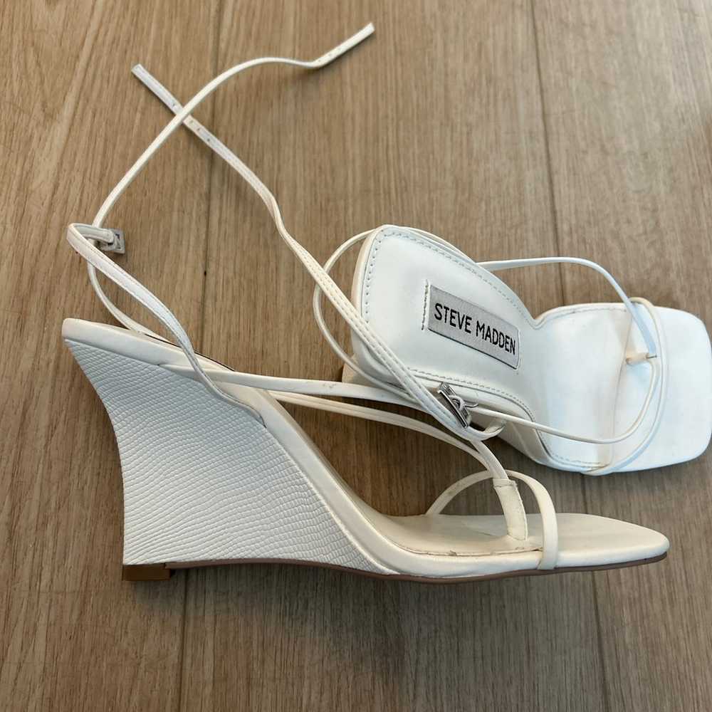 White wedge sandal heels - image 4