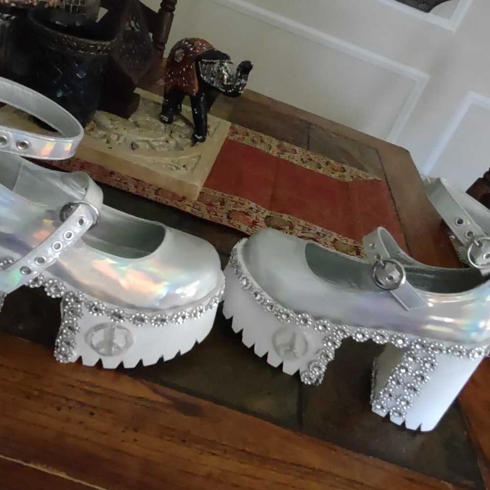 Dolls Kill holographic platforms - image 2