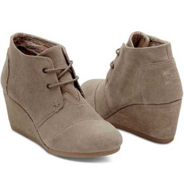Toms Dessert taupe suede wedge booties - image 1