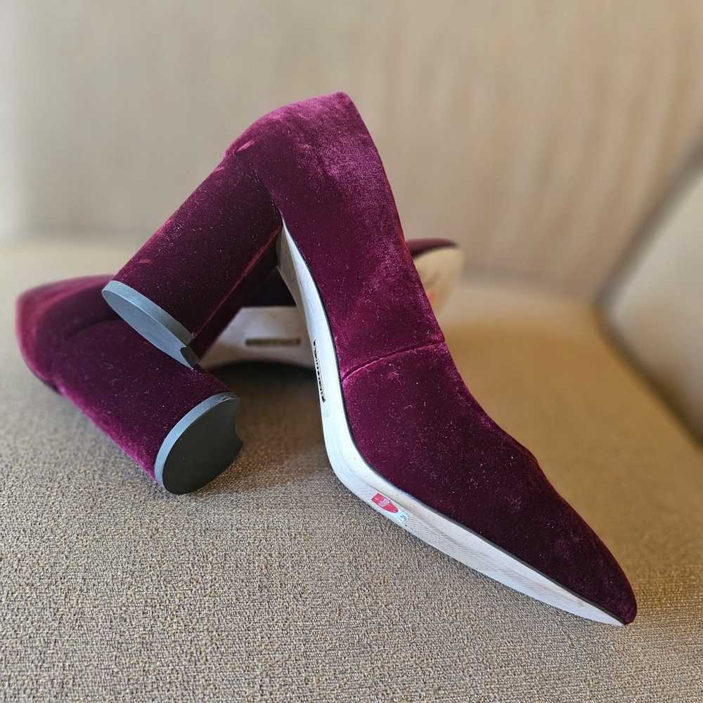 Louise et Cie Women's Jalzy Burgundy Velvet Pump … - image 4