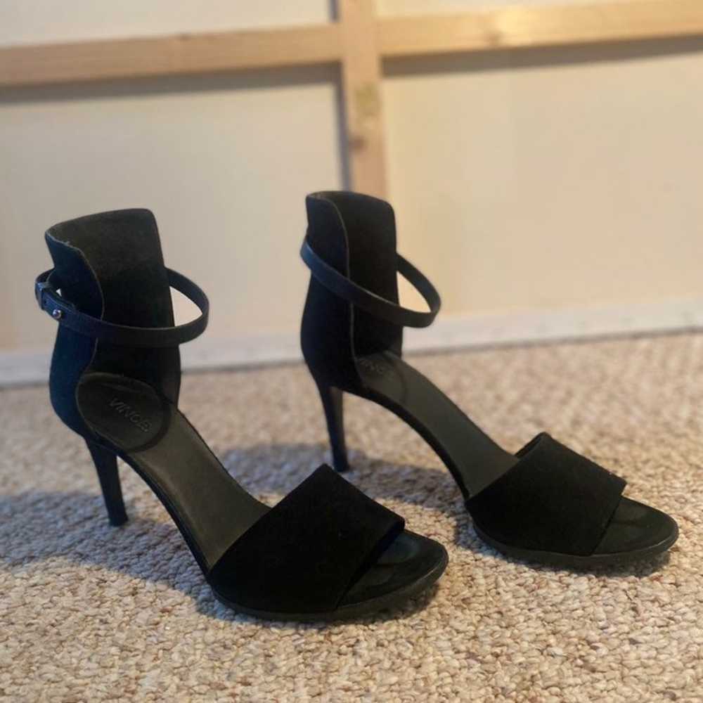 Vince Heels - image 2