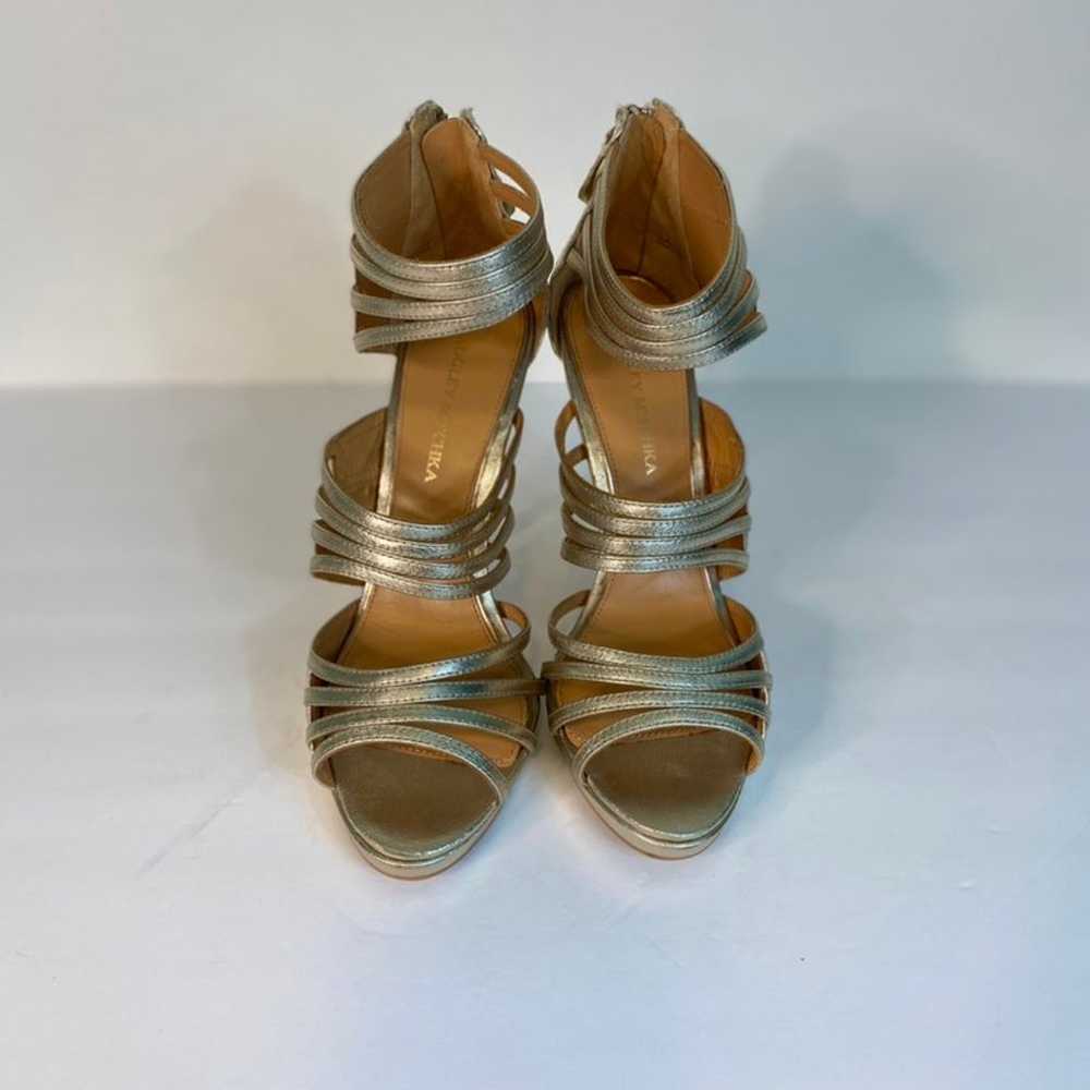 badgley mischka heels size 8.5 NWOT - image 2