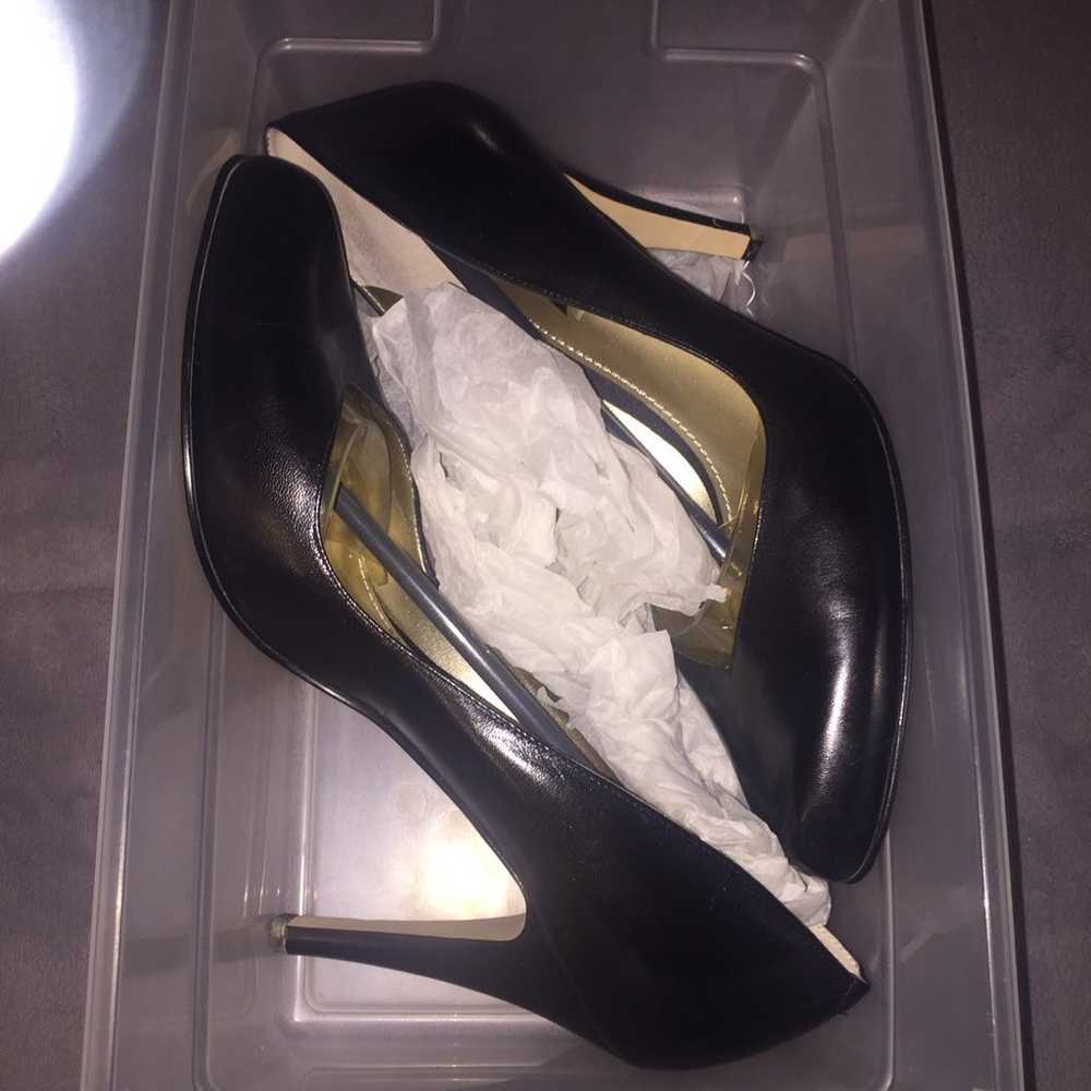 mens black leather pumps