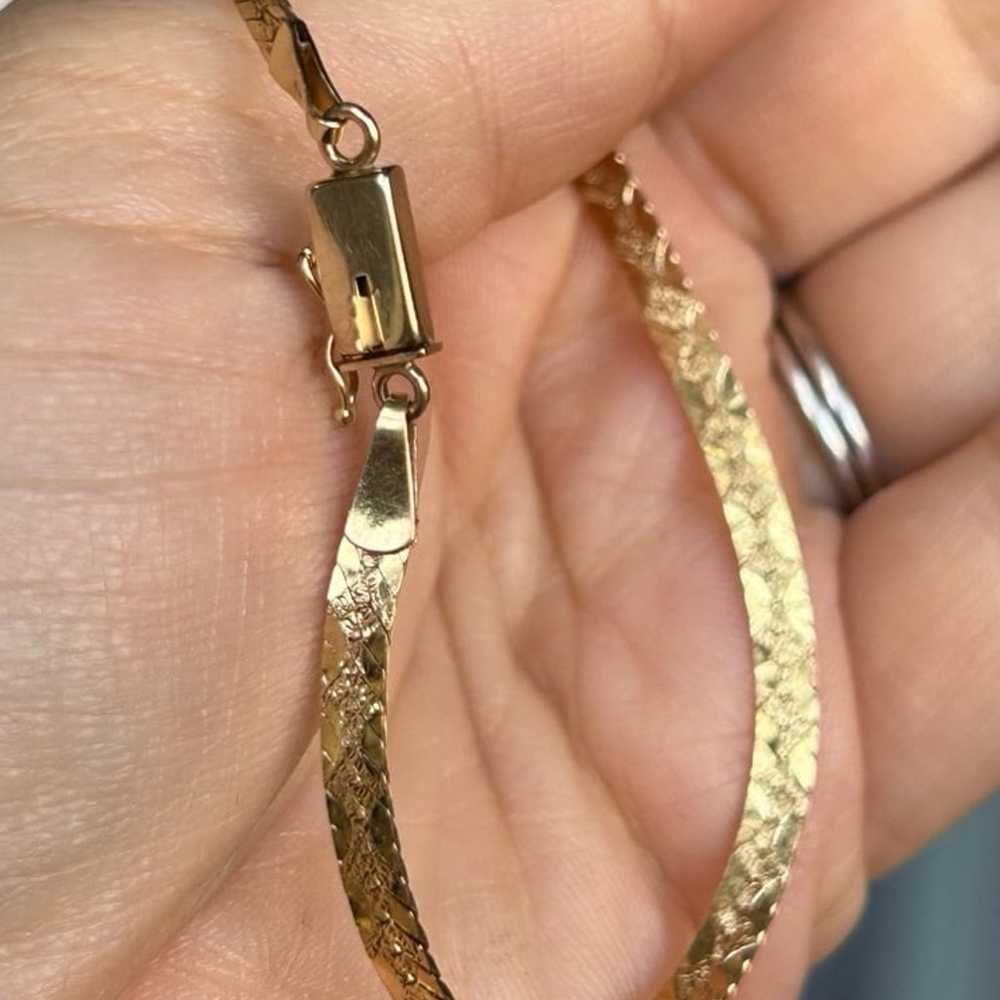 14k Gold bracelet vintage herringbone Estate - image 8