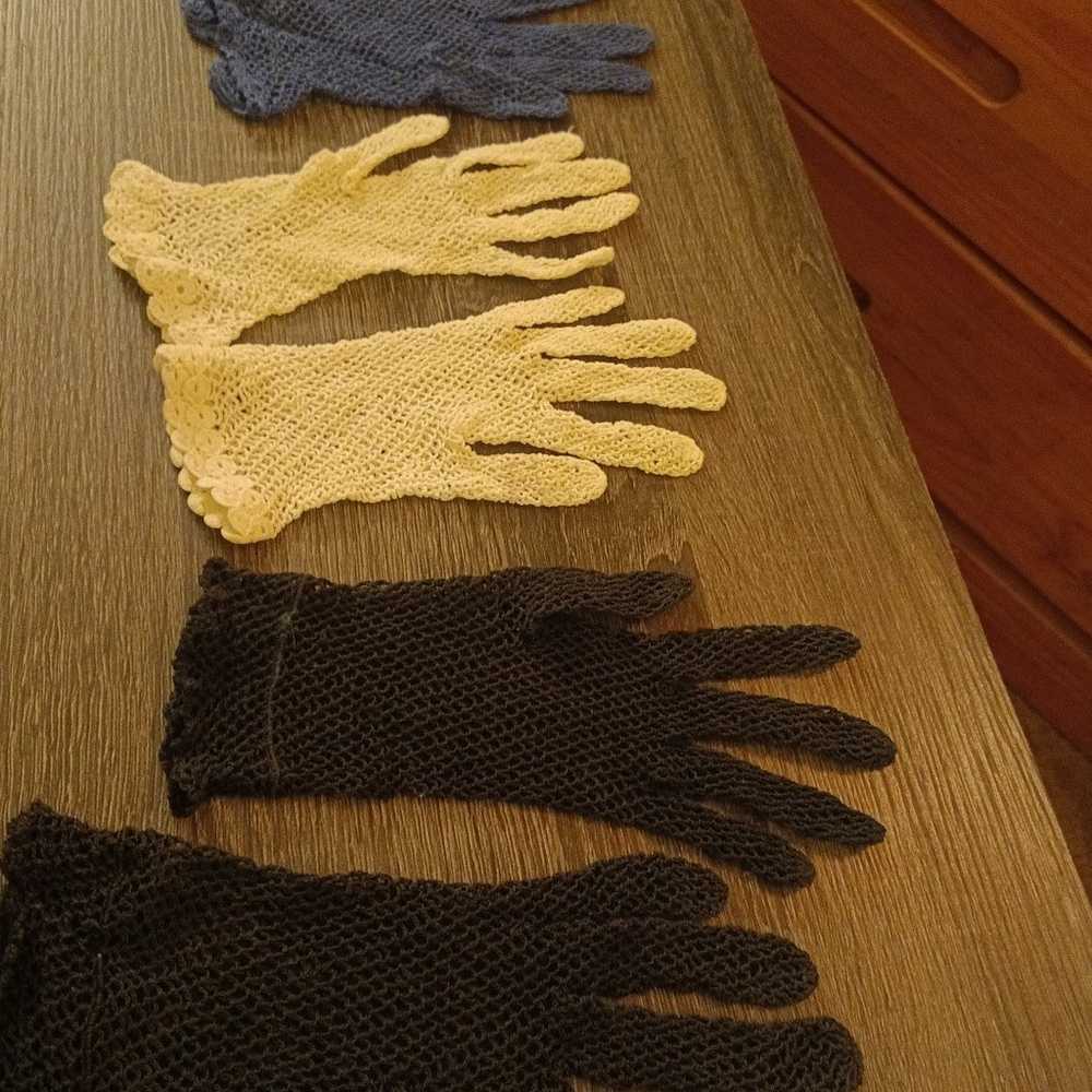 Vintage crochet Gloves 1920-1930's - image 3
