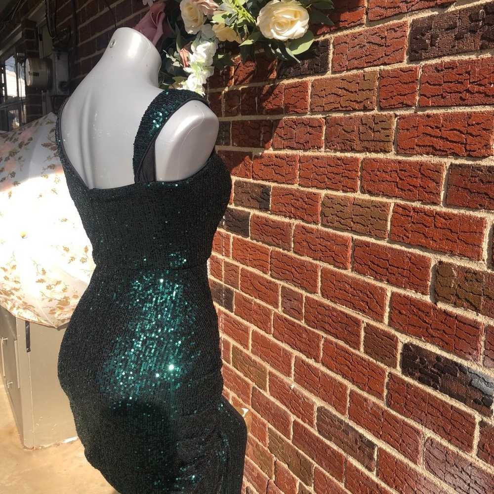 Green sequined mini with 3d floral shoulder and s… - image 10