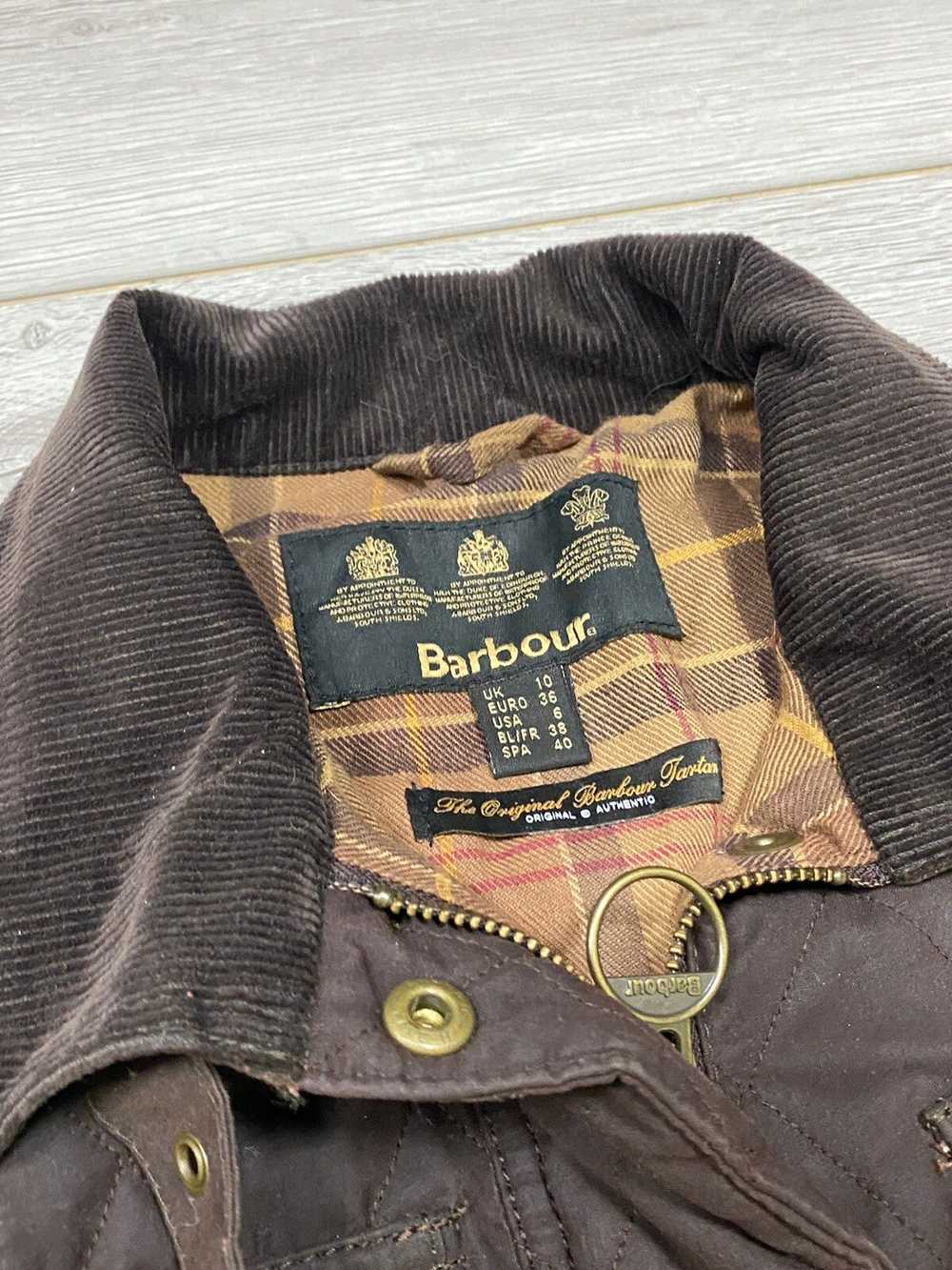Barbour Barbour waxed international quilted jacke… - image 5