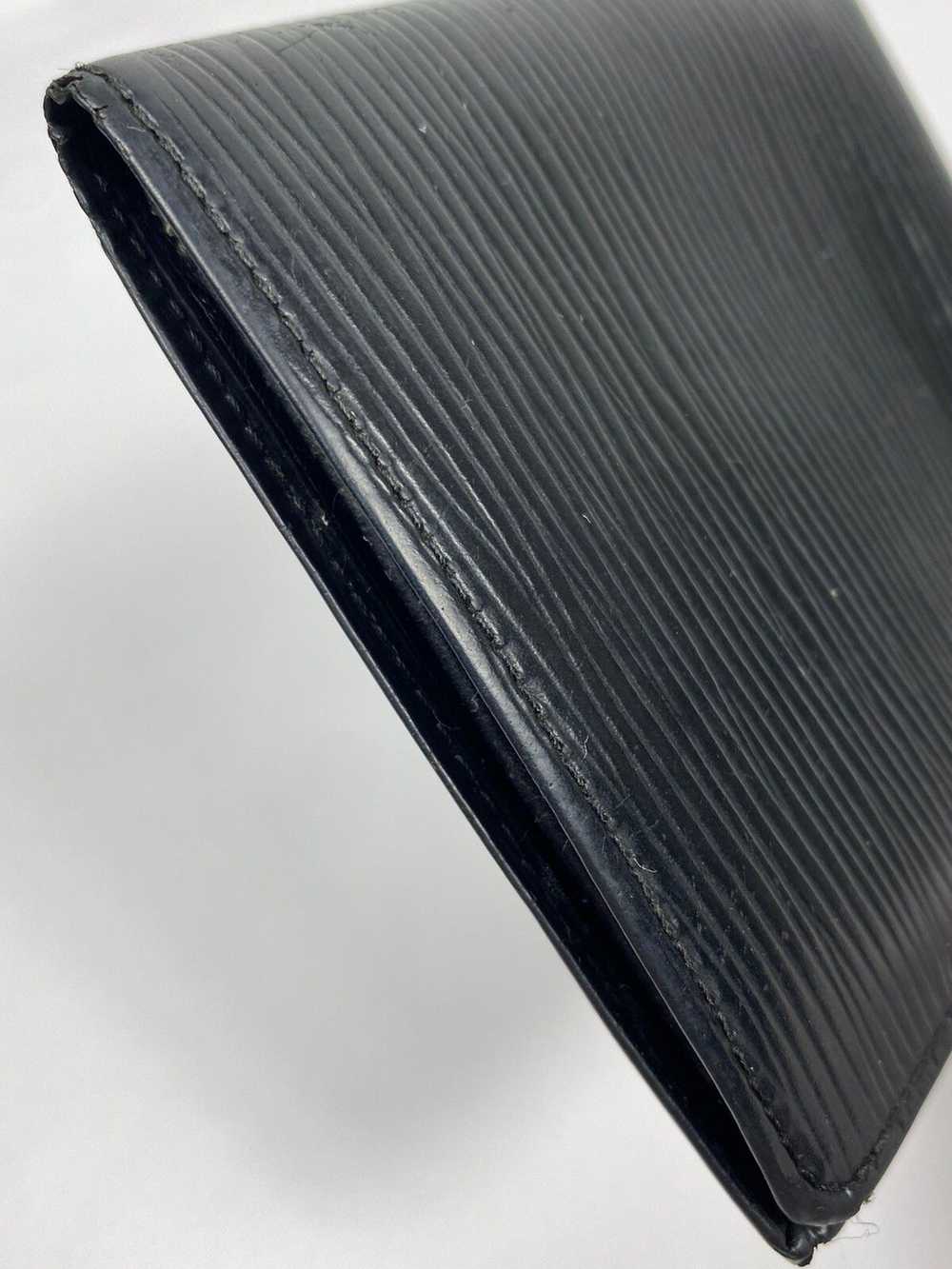Louis Vuitton EPI Leather Bifold Wallet - image 10