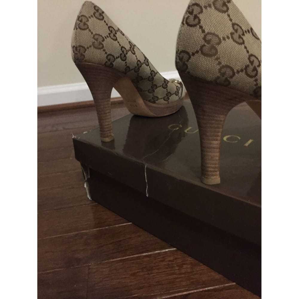 Gucci Cloth heels - image 3